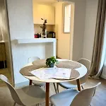 Au Coeur De *